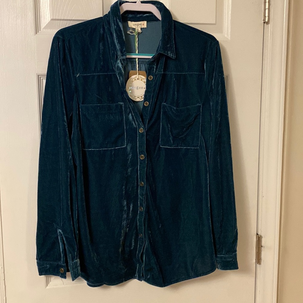 Umgee velvet long sleeve top
